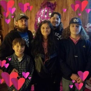 Meet your Posher, Dustin